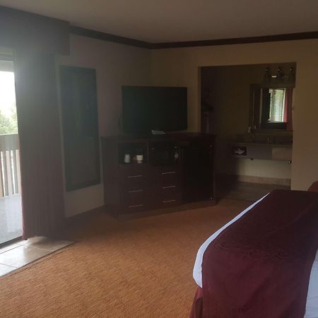 Best Western Pine Springs Inn Ruidoso Downs Екстериор снимка