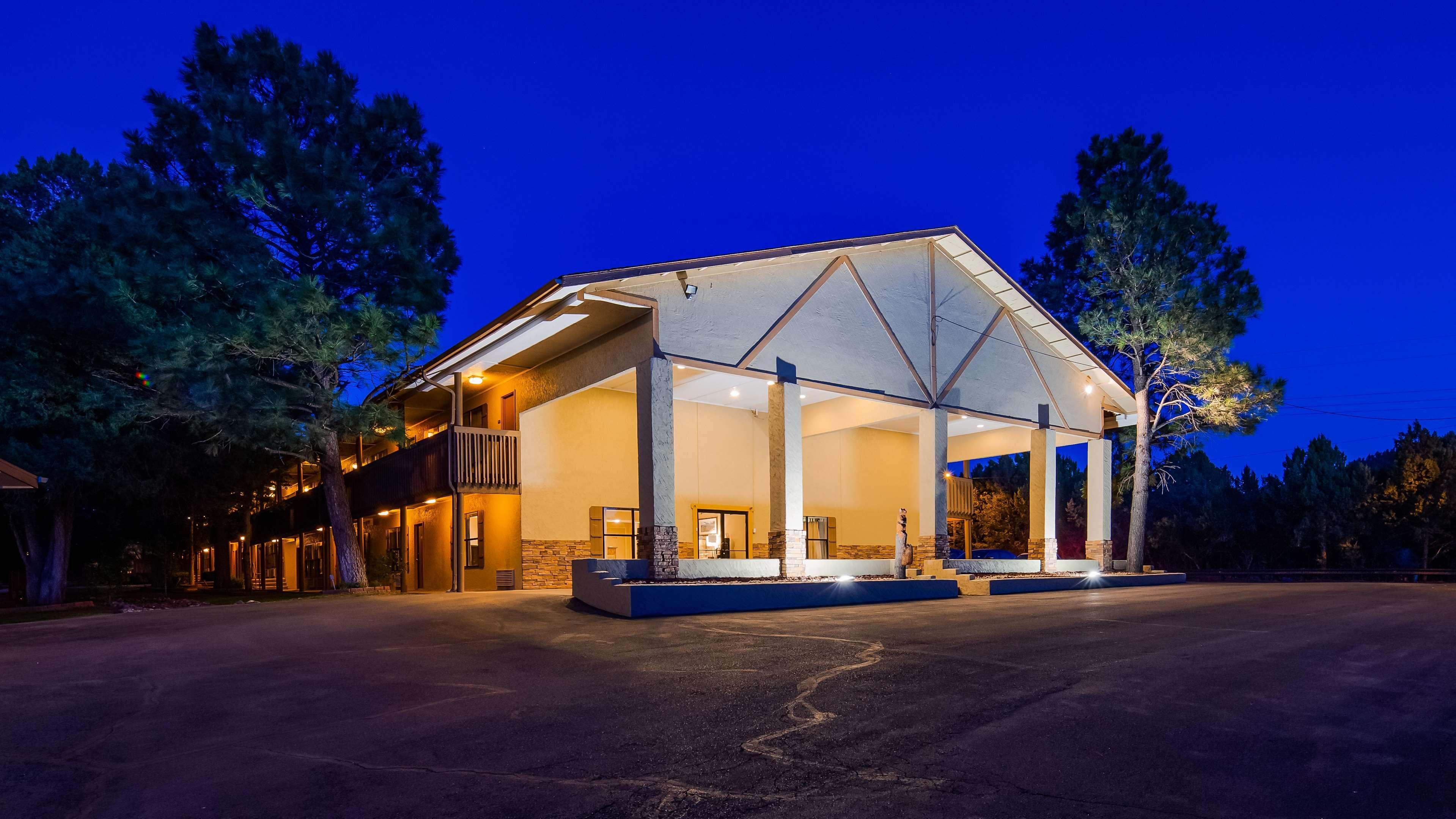 Best Western Pine Springs Inn Ruidoso Downs Екстериор снимка